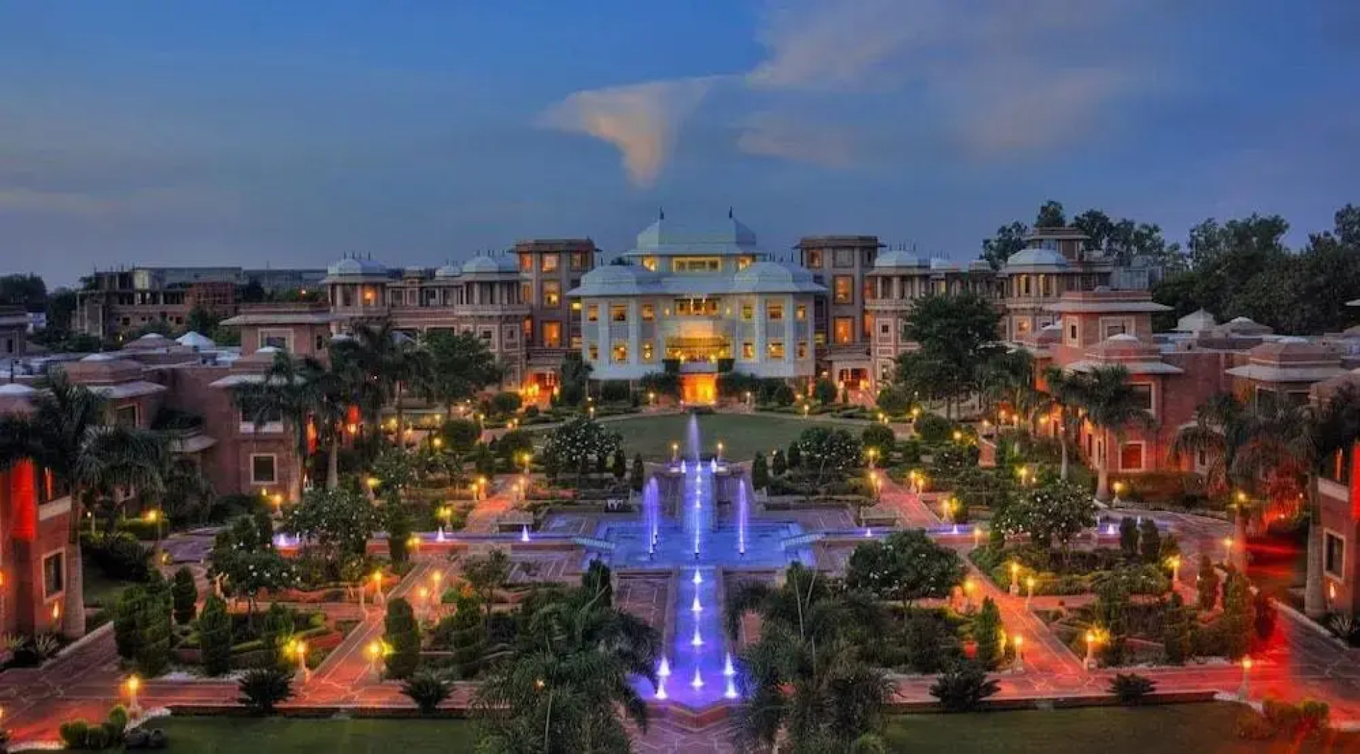 Orient Taj Hotel &Resort