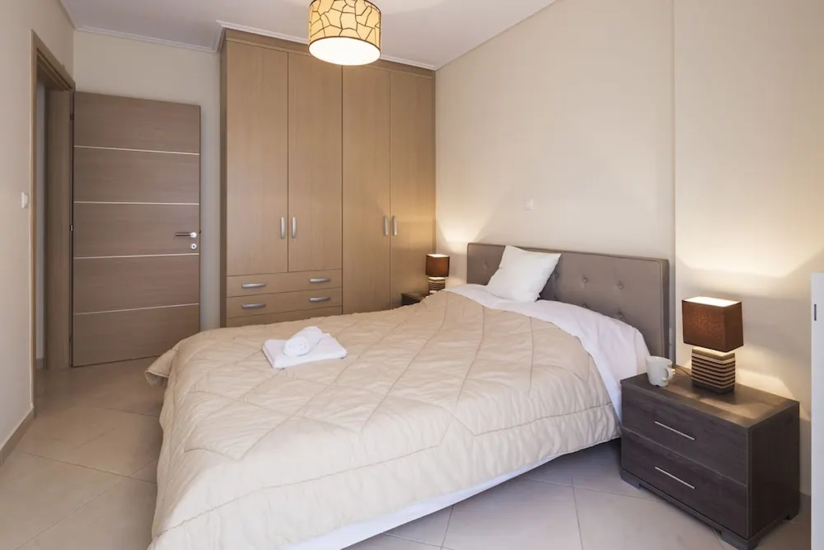 Scorpio Deluxe Apartment with Private Garden