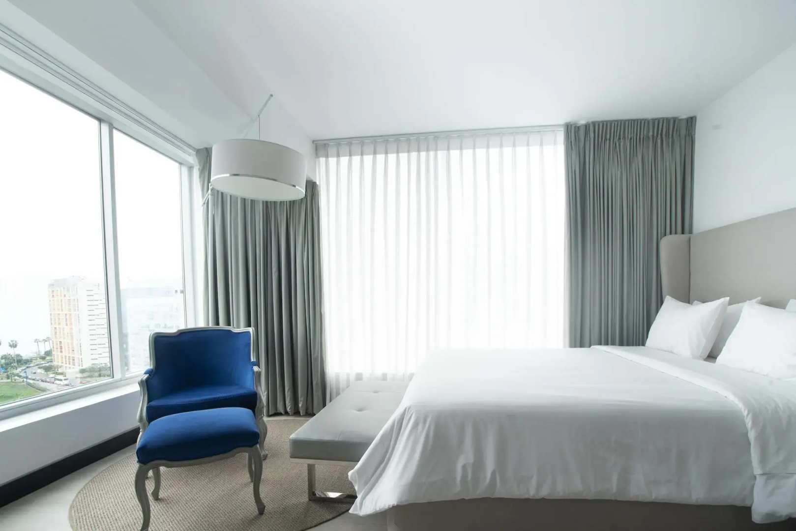 Radisson Hotel Decapolis Miraflores