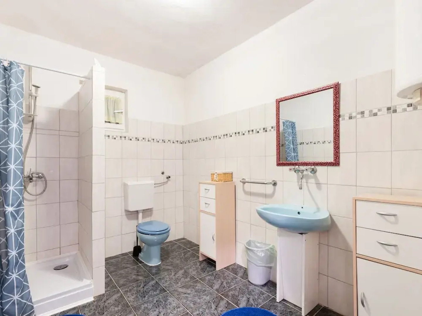 Charming Home With Private Terrace and Garden