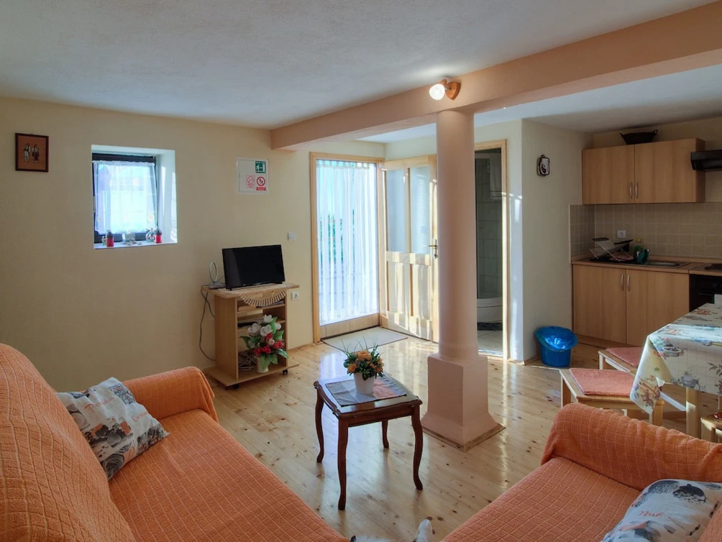 Fantastic two Storey Holiday Home With Beautiful Garden, Amazing Panoramic View