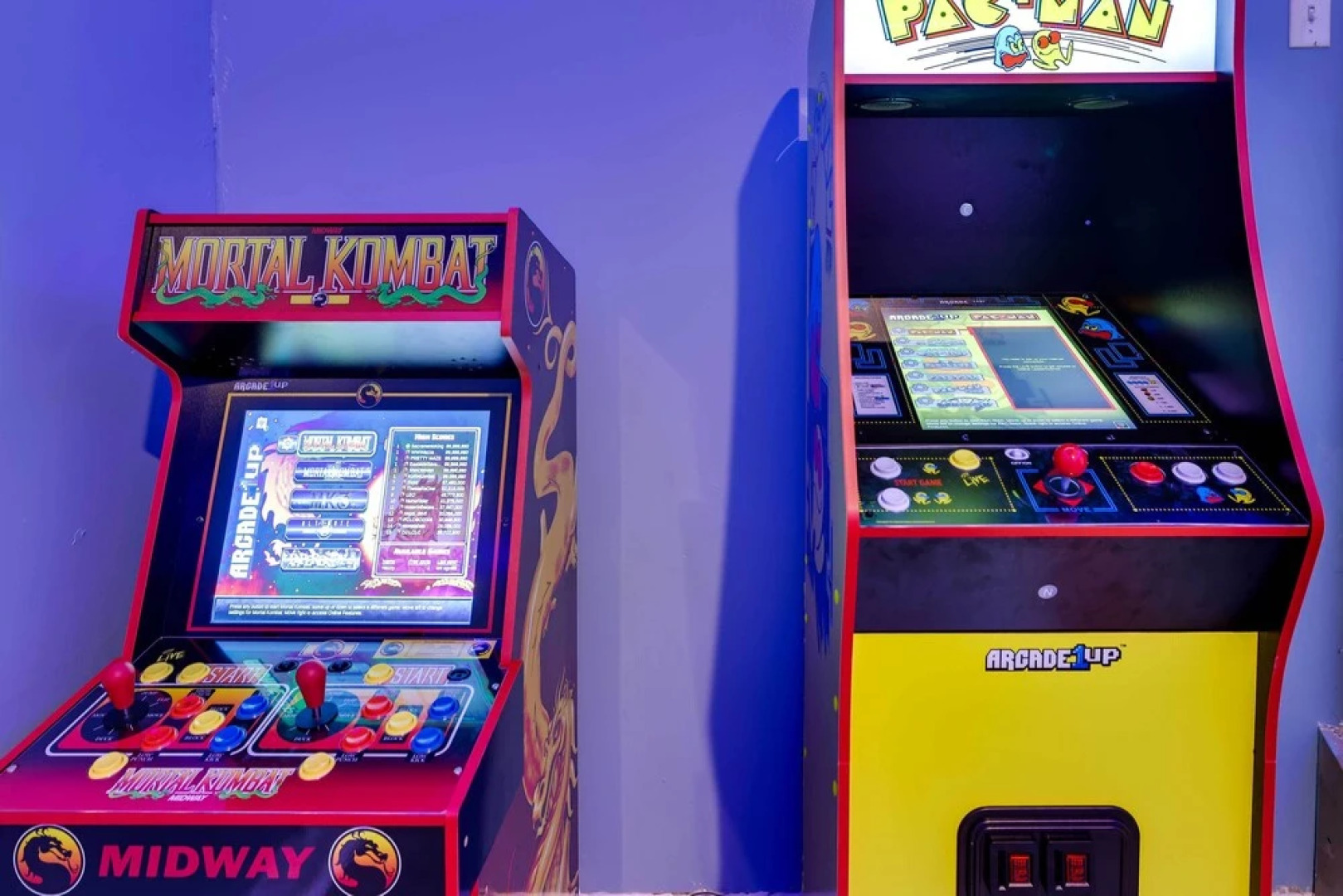 Stunning Tobyhanna Home w/ Lake Access + Kayaks!