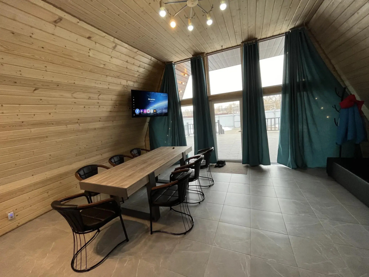 Коттедж на базе отдыха АлексА