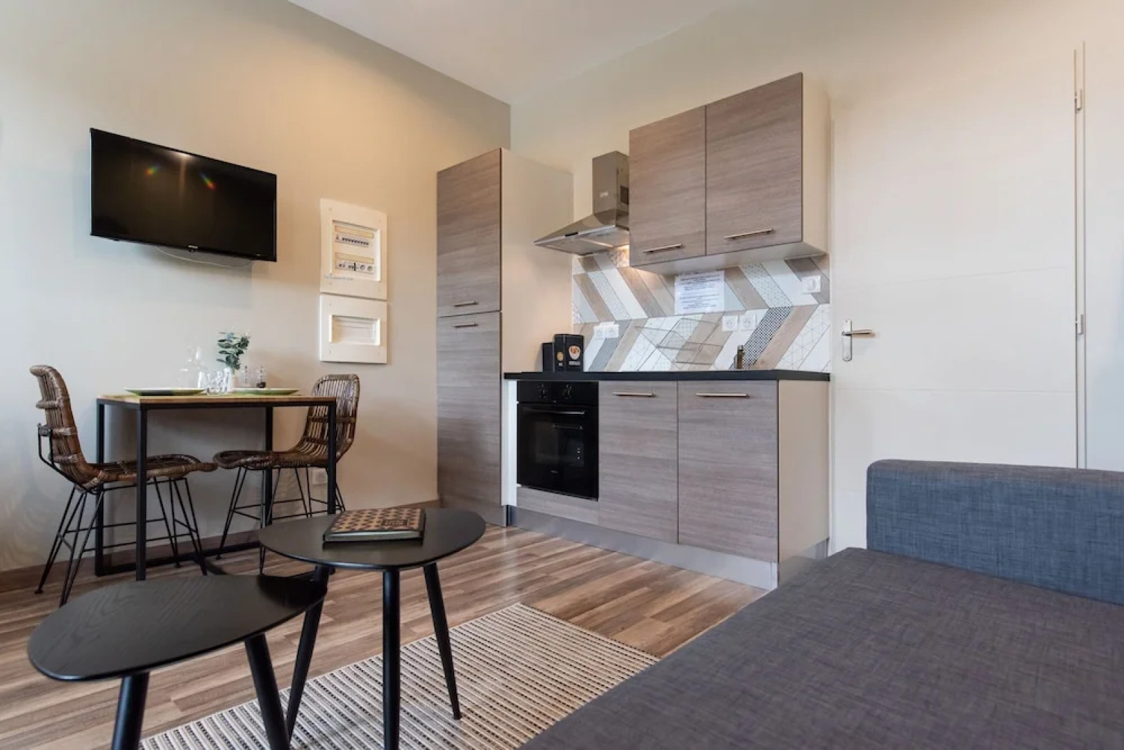 Legend - Bourg en Bresse Parking Droite