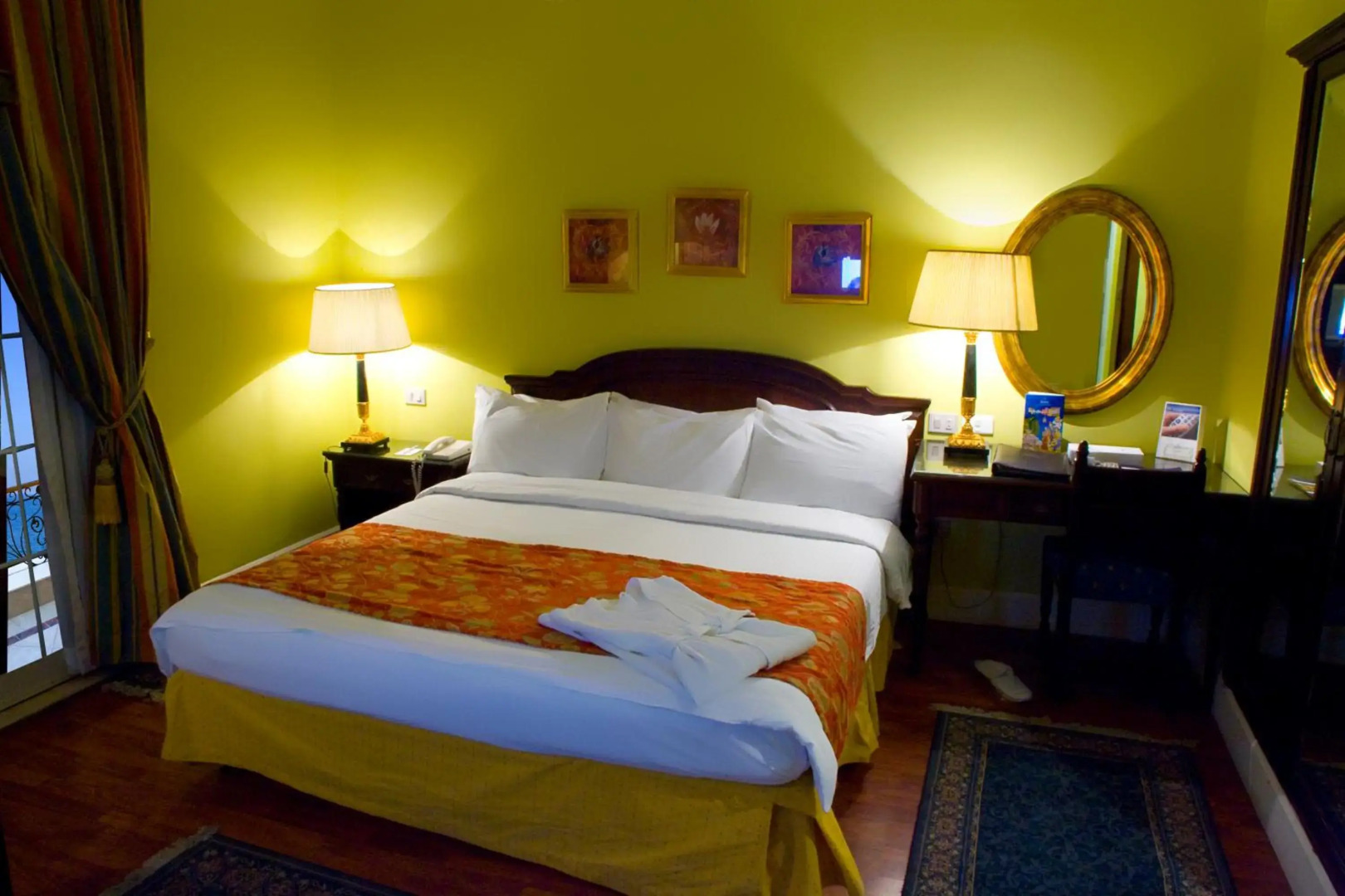 Helnan Auberge Hotel