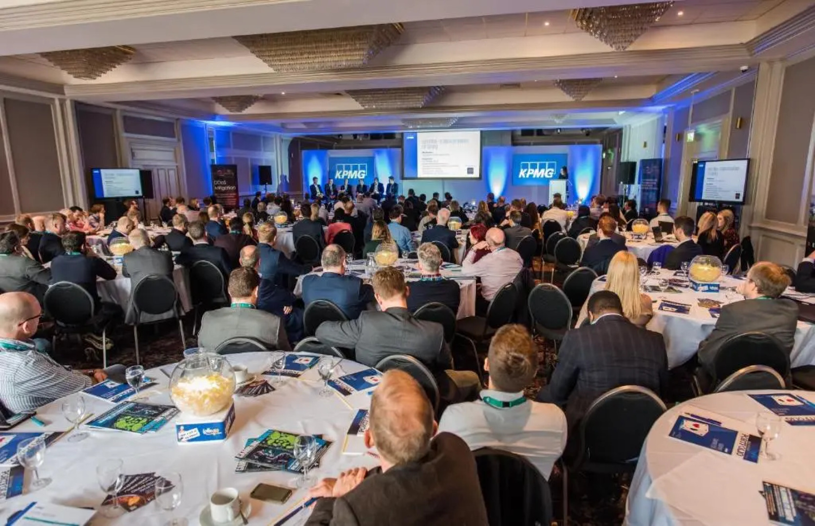 COMIS Hotel & Golf Resort