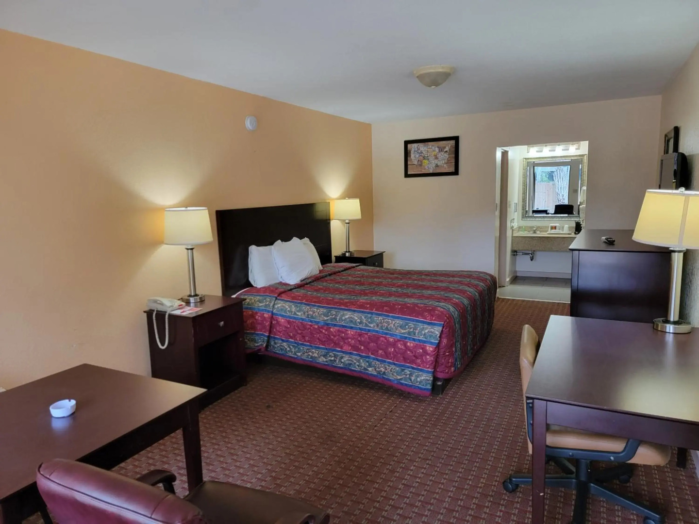Twin Star Lodge