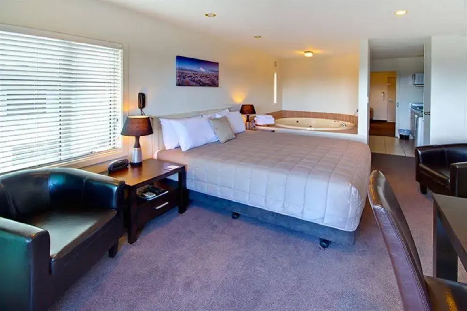 Baywater Lakeview Motel