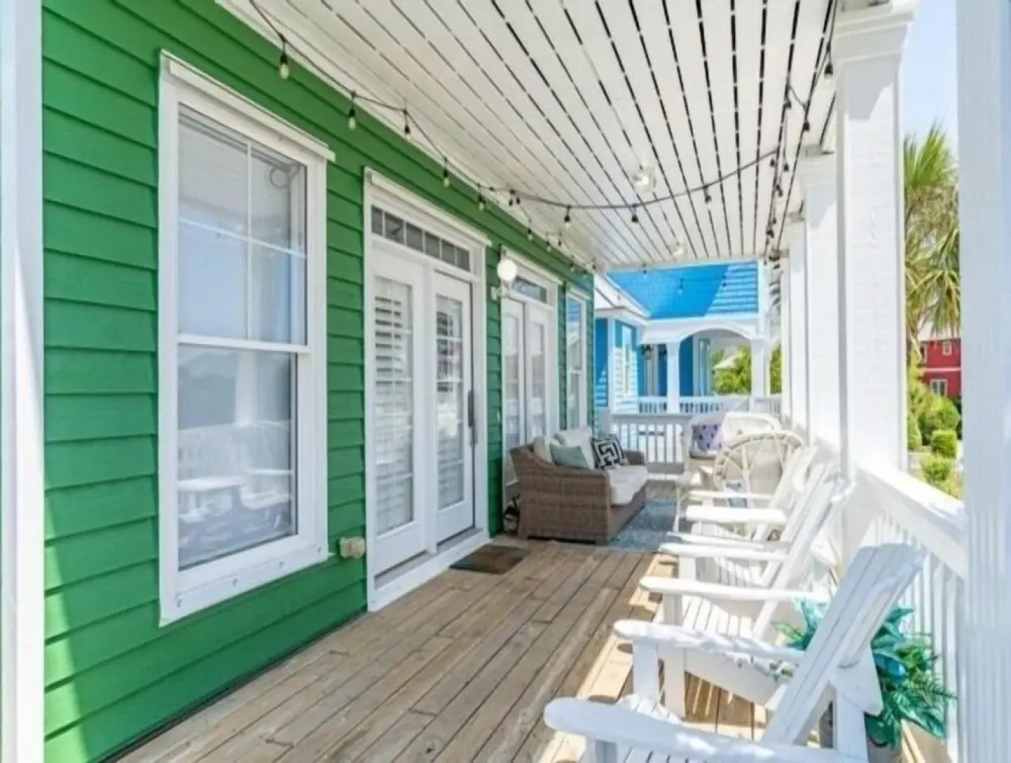 Indigo Retreat - Bring The Whole Family! Fully Renovated, Seawatch Community Stunner! 5 Bedroom Home by RedAwning