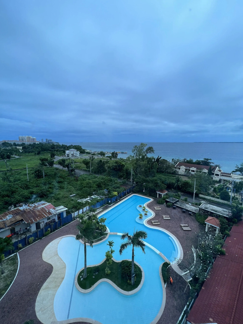 La Mirada Residences