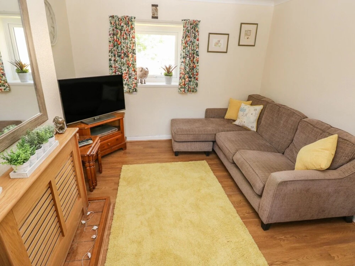 4 Honeyborough Farm Cottages