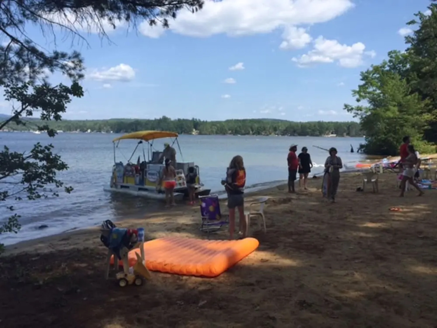 Anchorage at the Lake