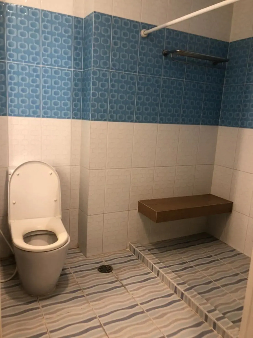 Bay Hotel Srinakarin