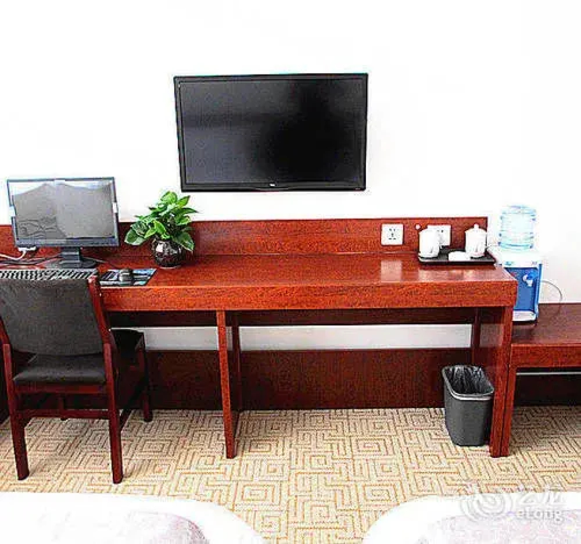 Rongyuan Business Hotel