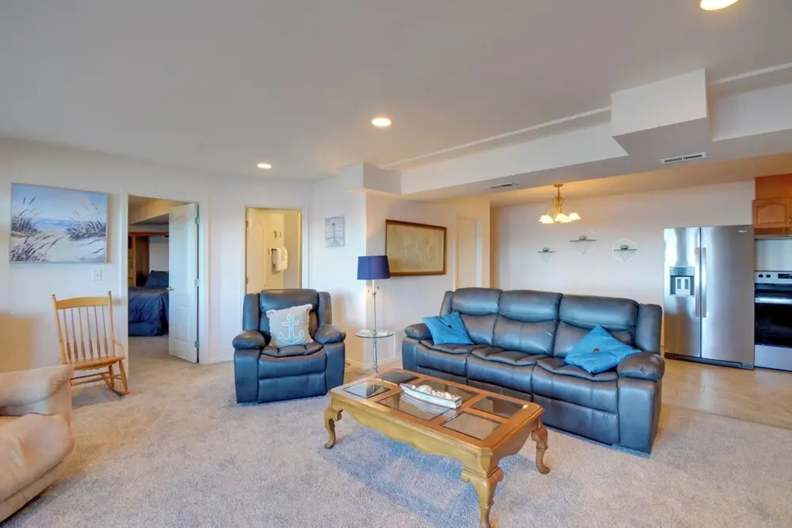 Waterfront PNW Escape w/ Deck & Beach Access!