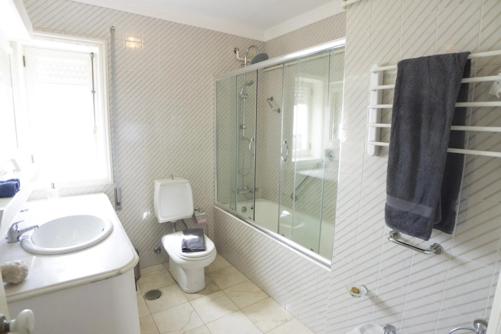 Lvpremier GR1 Beachfront Heated Pool spa Games