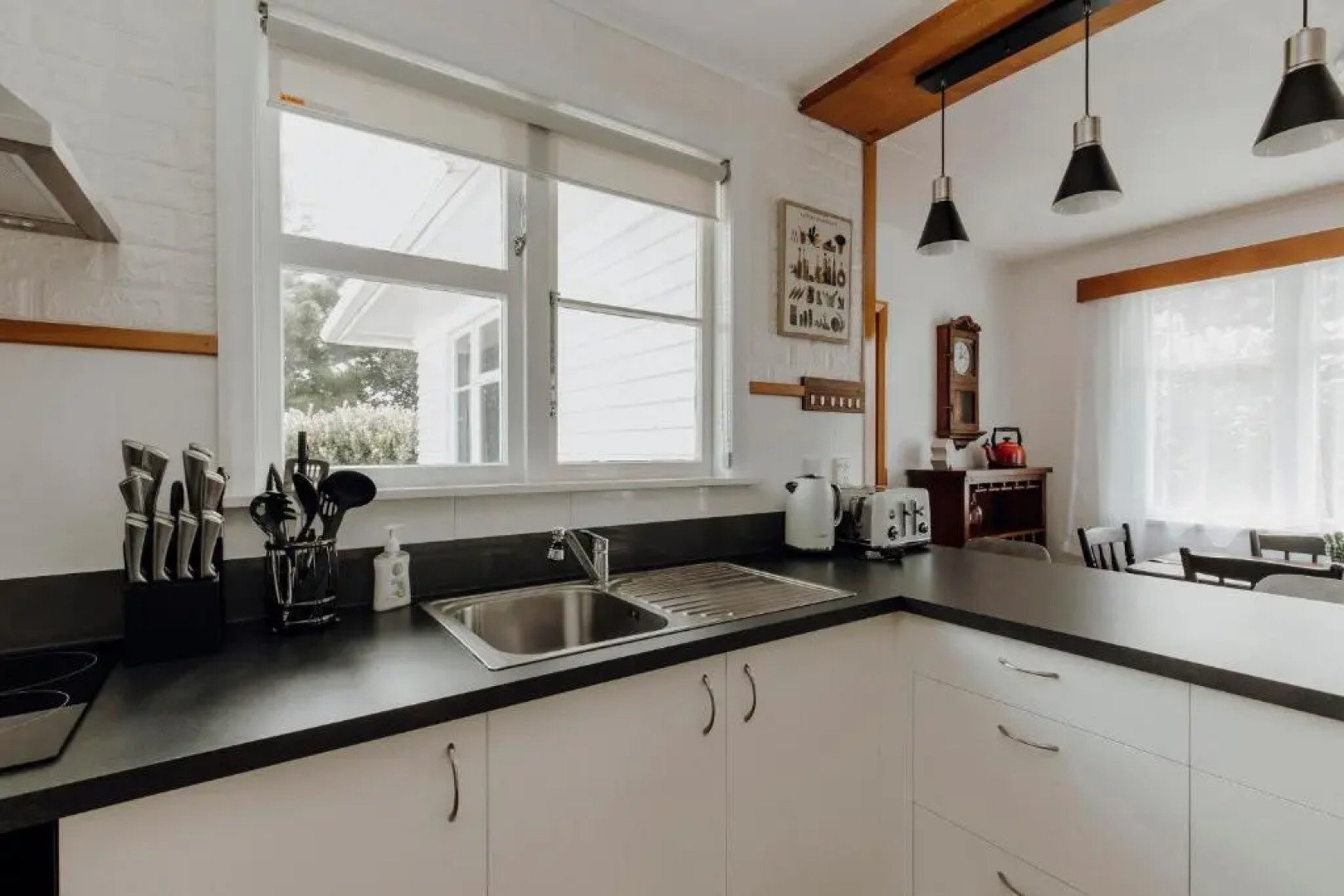 The Barefoot Bungalow - Opunake Beach