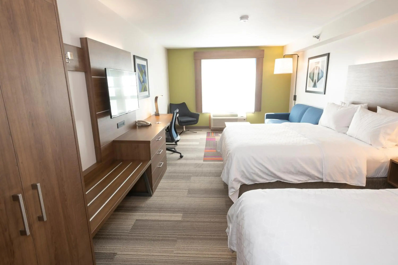 Holiday Inn Express Hotel & Suites Iron Mountain by IHG