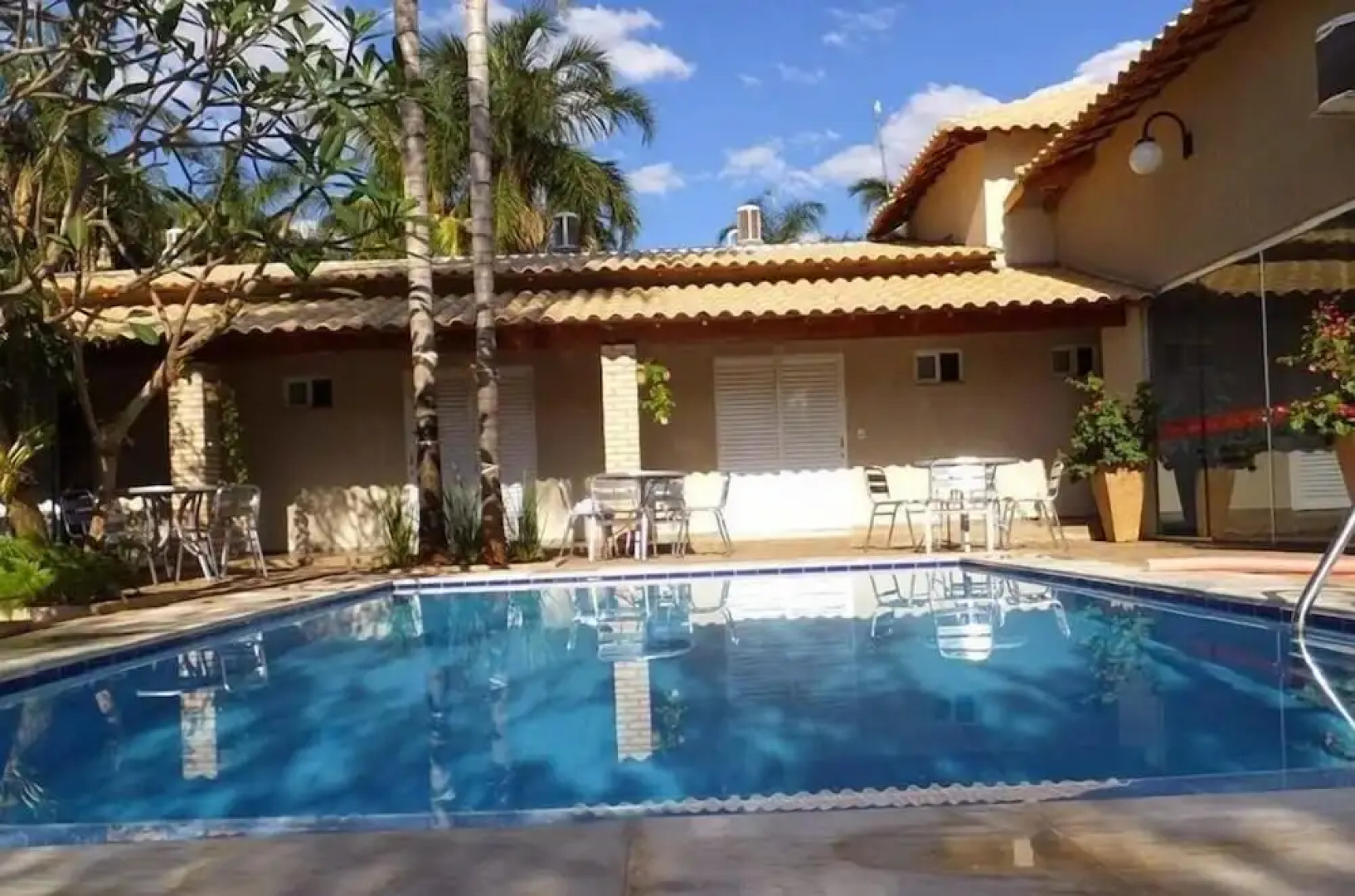 Exclusiva Palace Agua Doce