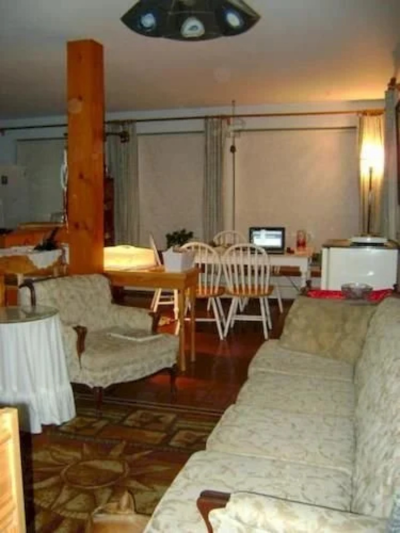 Beside the Trail Bed & Breakfast