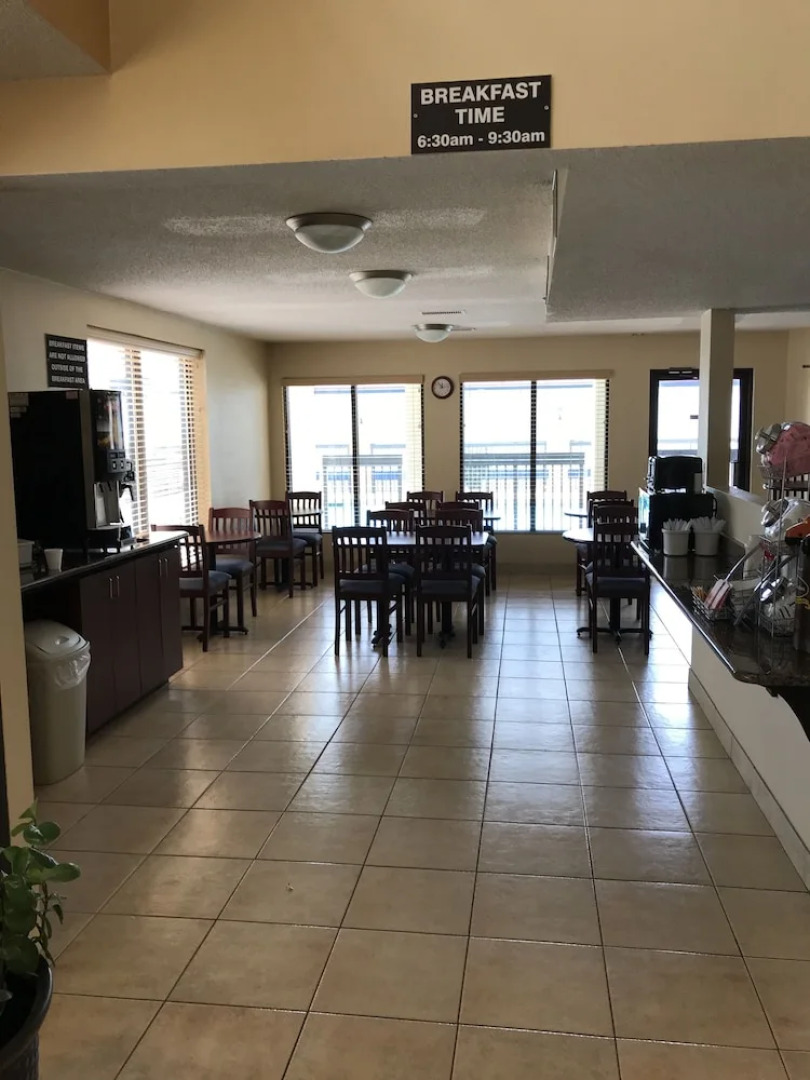 Carolina Inn & Suites of Lake Norman