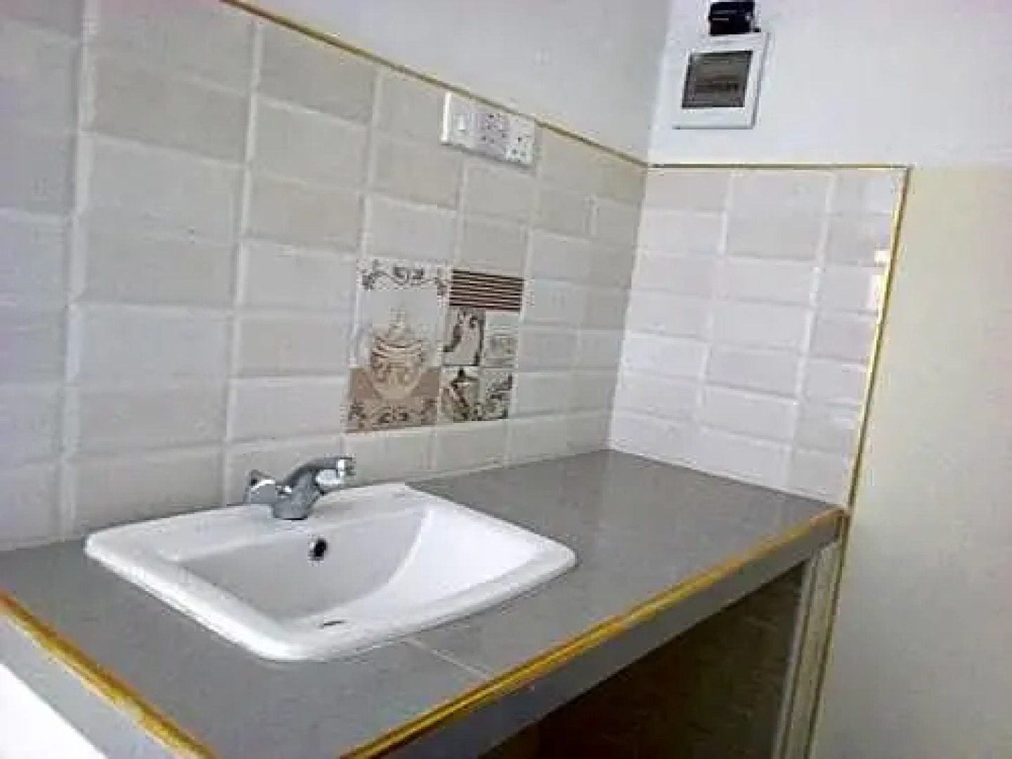 Premier Guest Residence Hotel