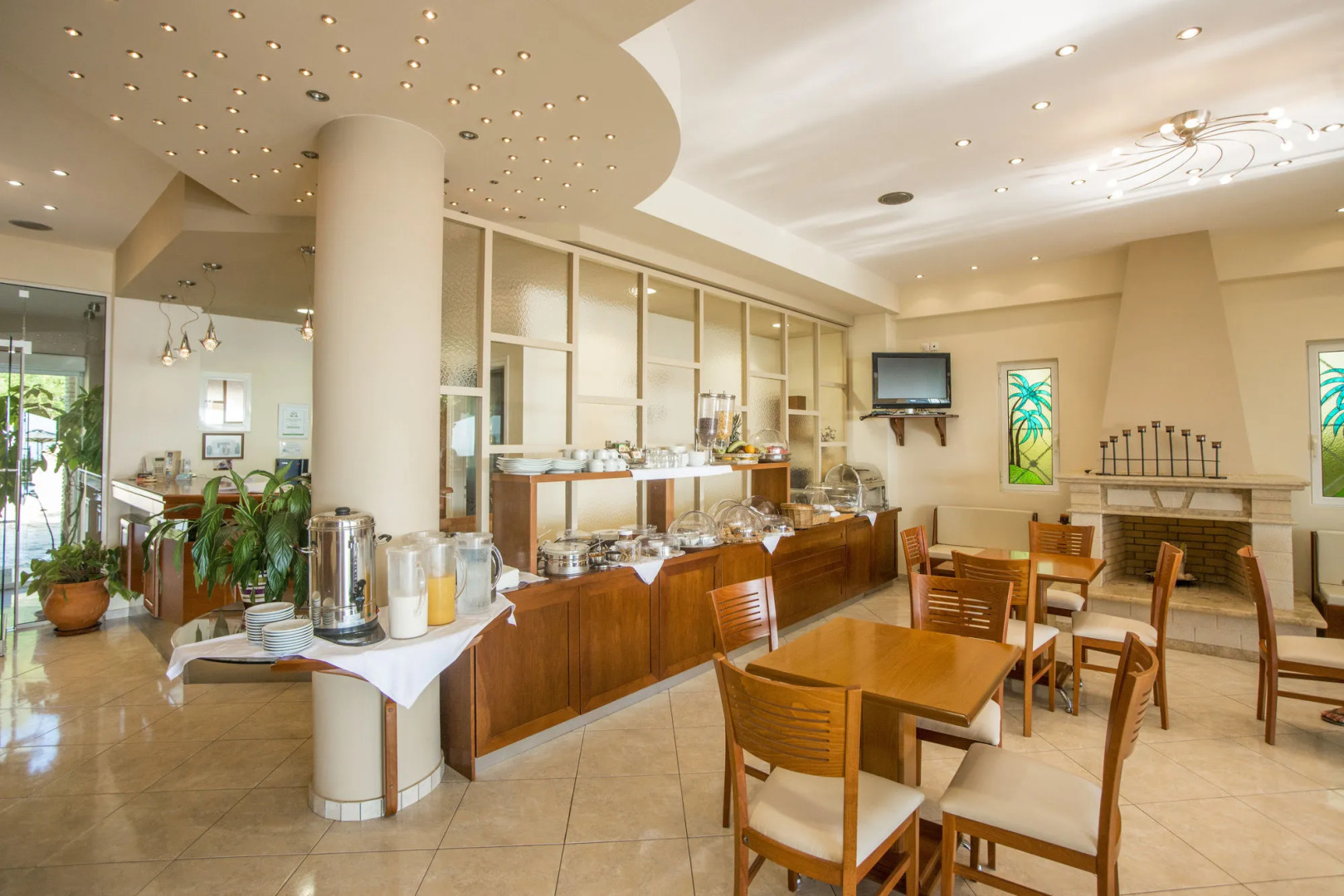 Colonides Beach Hotel