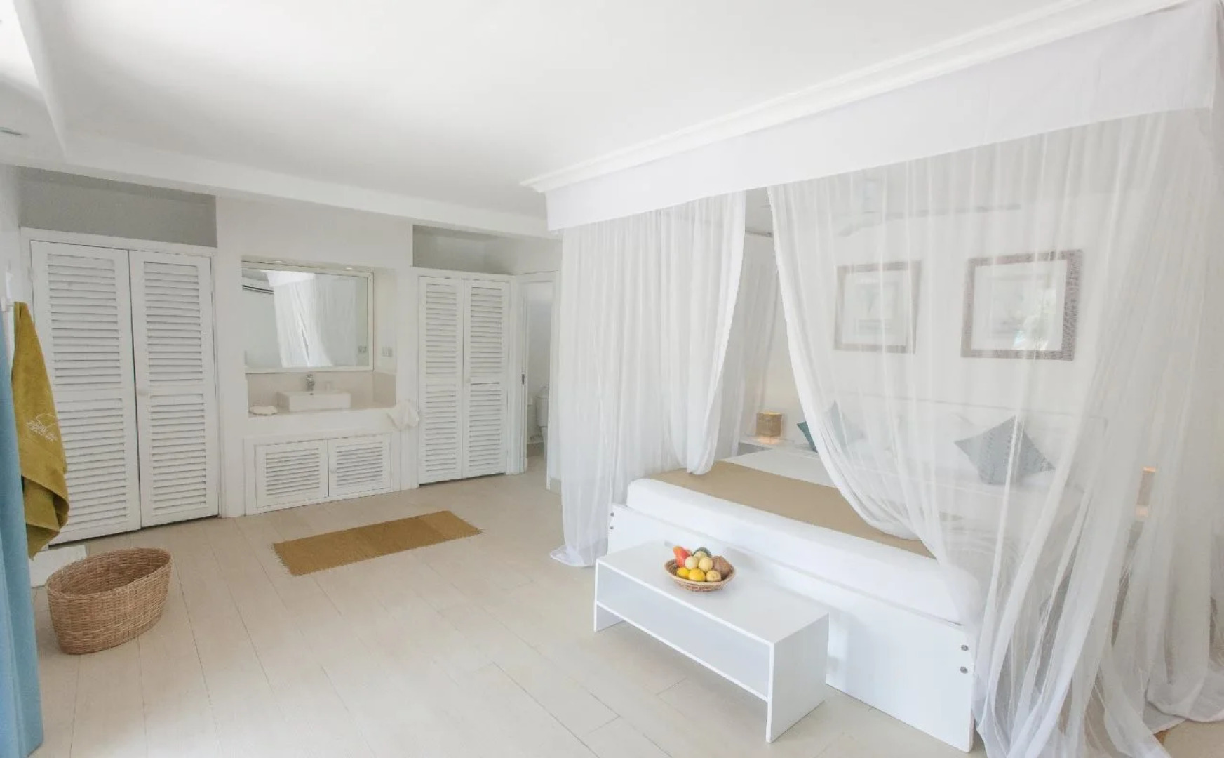 Dhow Inn Boutique Hotel