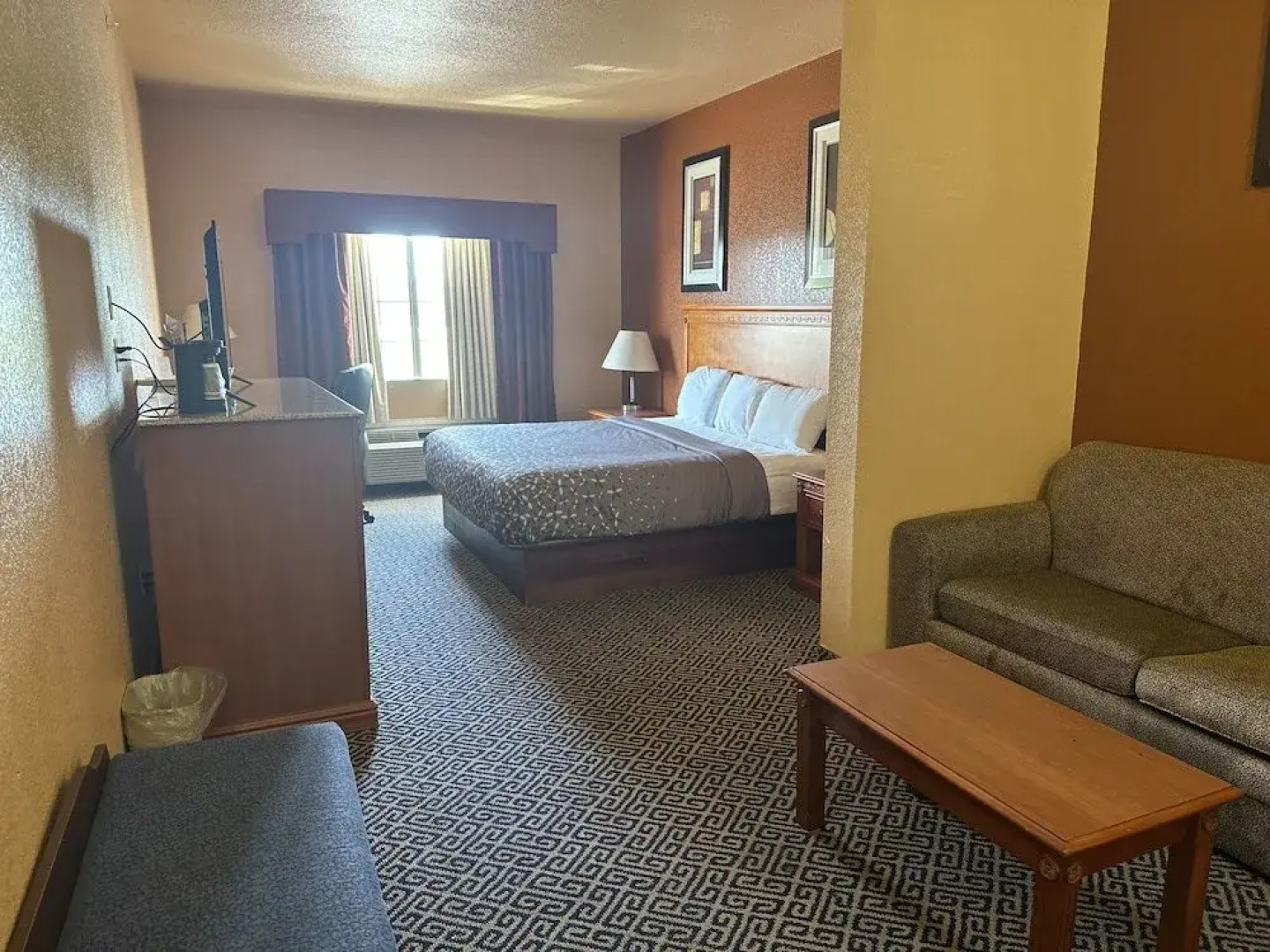 Best Western Hugo Inn And Suites