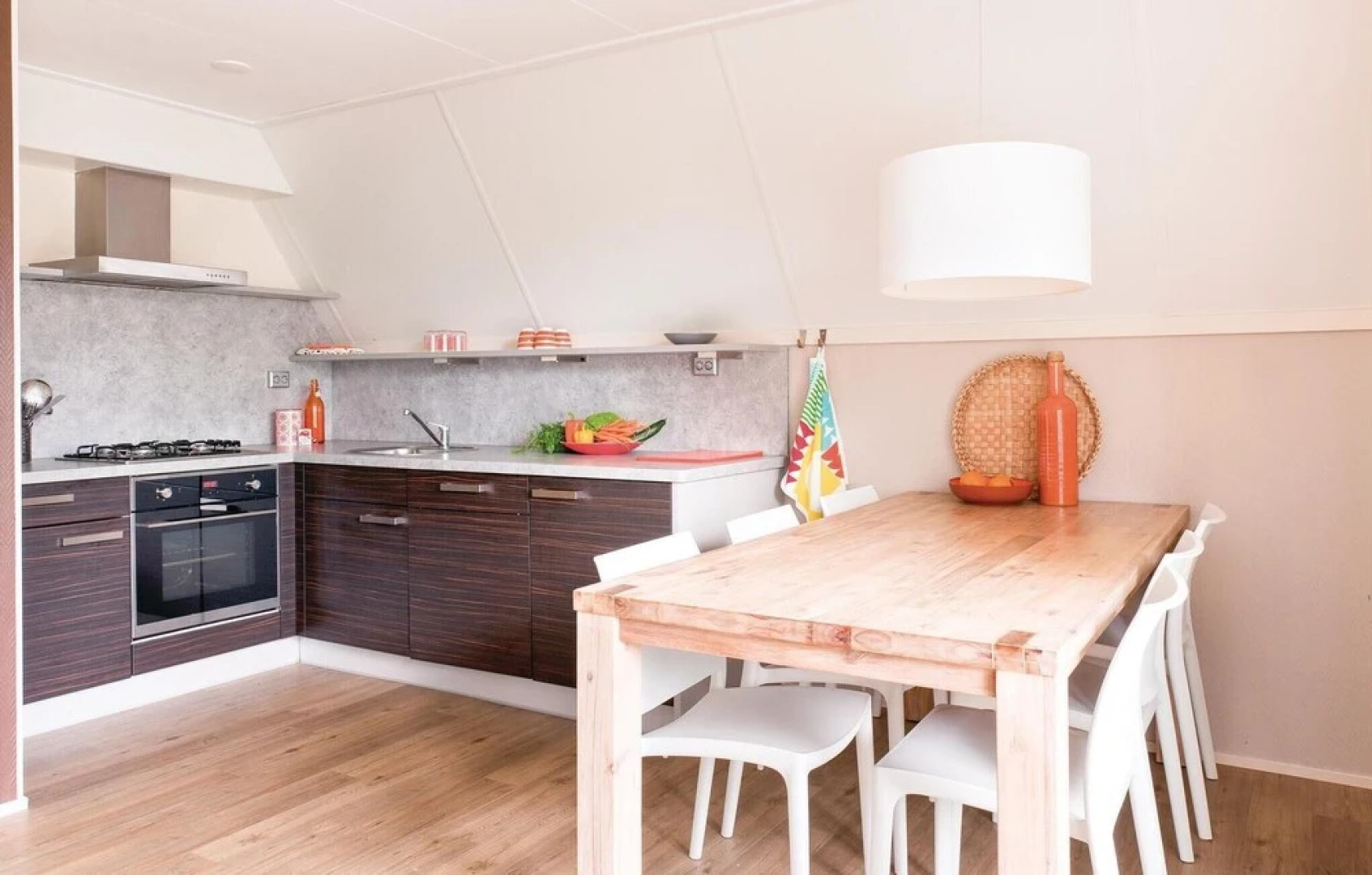 Awesome Home in Vlagtwedde With 3 Bedrooms, Wifi and Indoor Swimming Pool