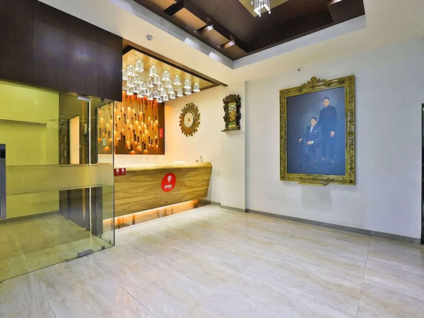 OYO 13479 Hotel Grand Nakshatra