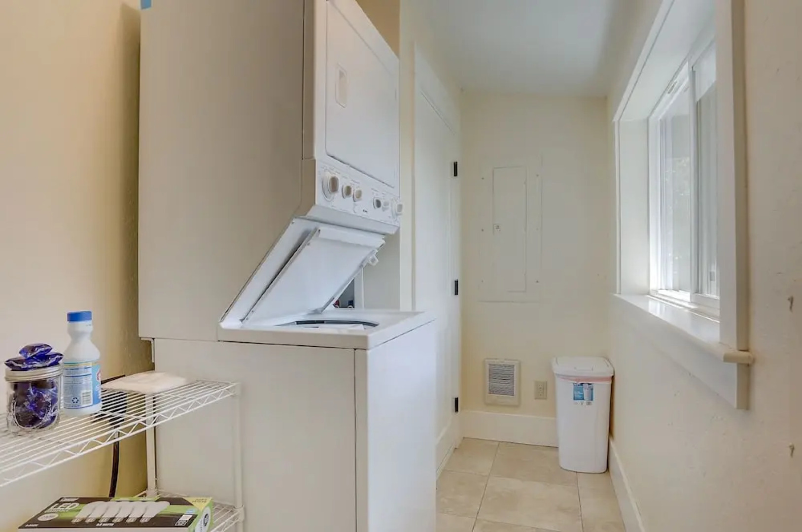 Pet-friendly Albany Cottage With BBQ on the Deck by Redawning