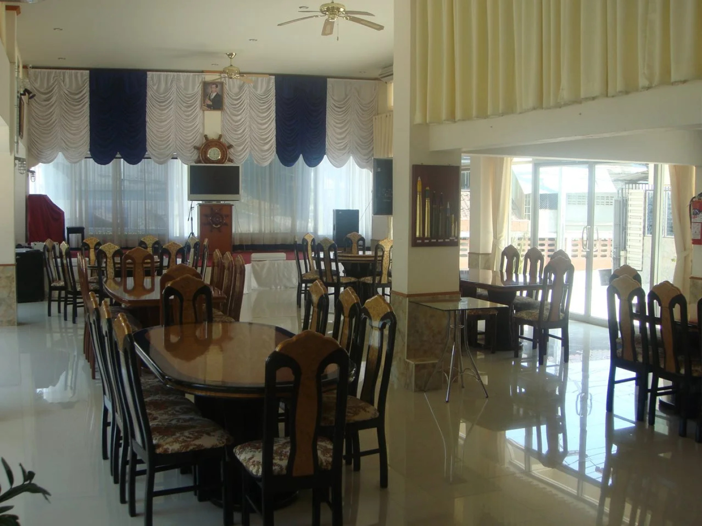 Navy Home Hotel