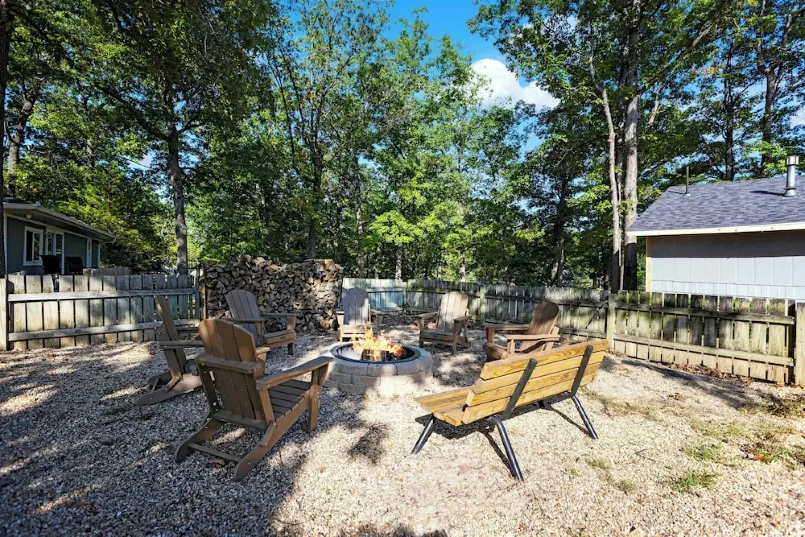 White Oak Landing Spacious 6 BDR w/ Boat Slip!