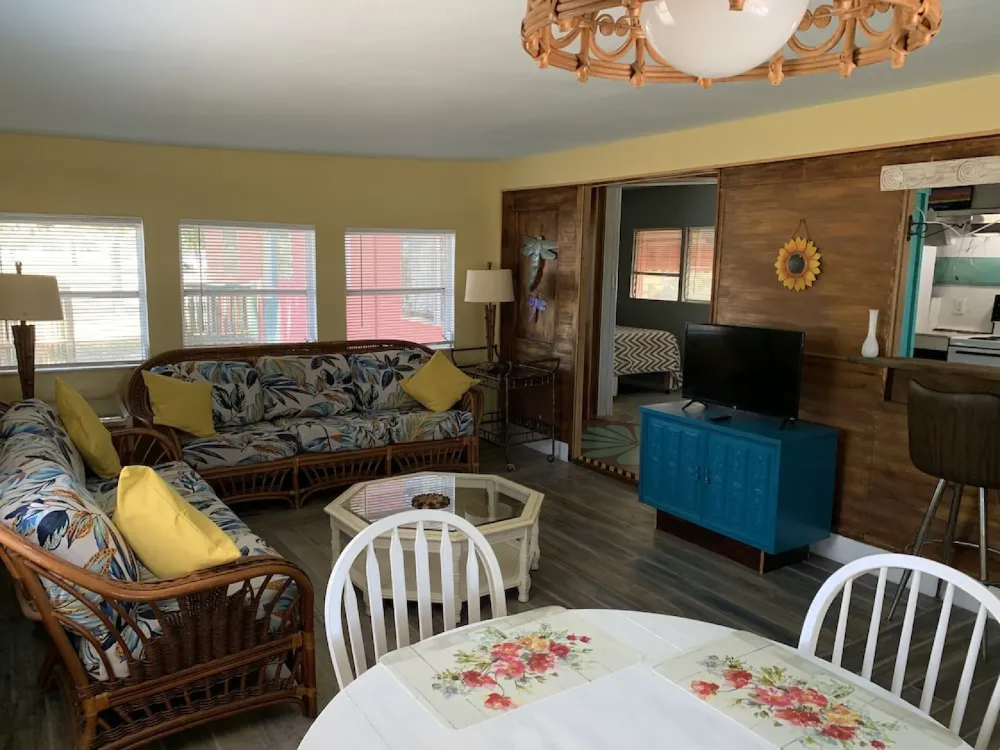 Nature Coast Inn and Cottages