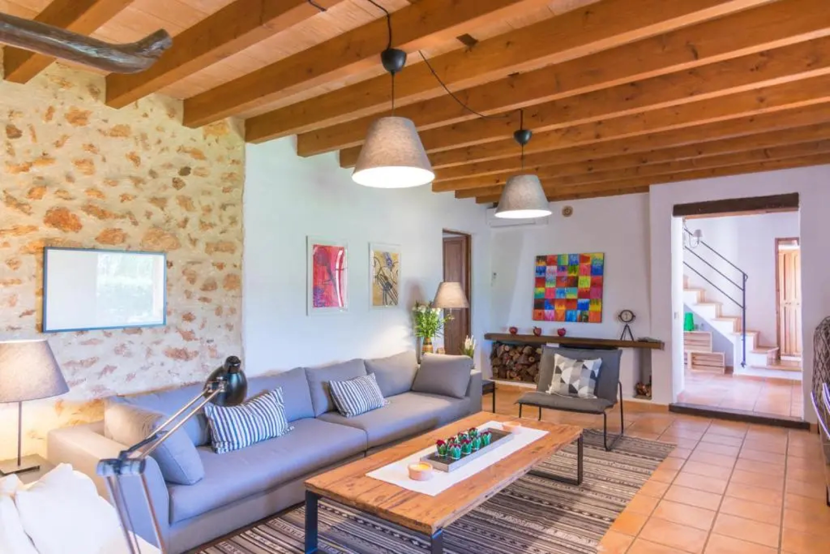Preciosa casa con piscina a 1 Km de Santa Maria del cami