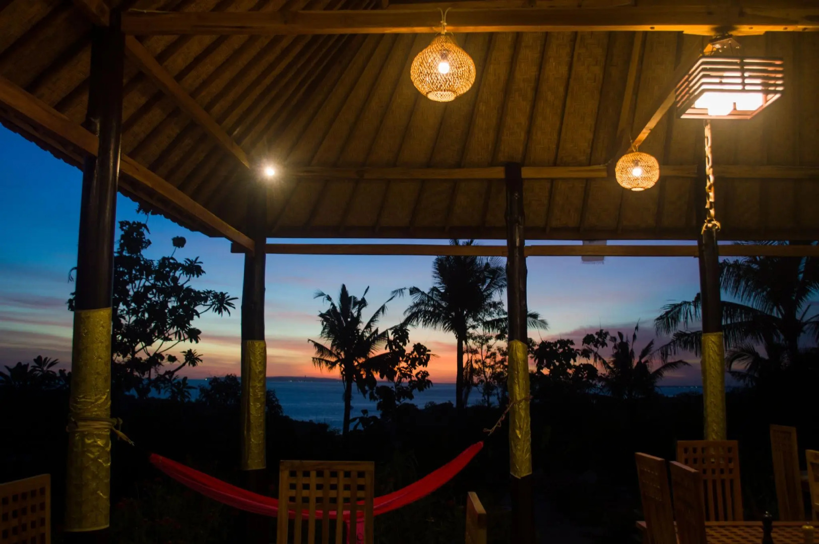 Penida Sunset Ocean View Bungalows