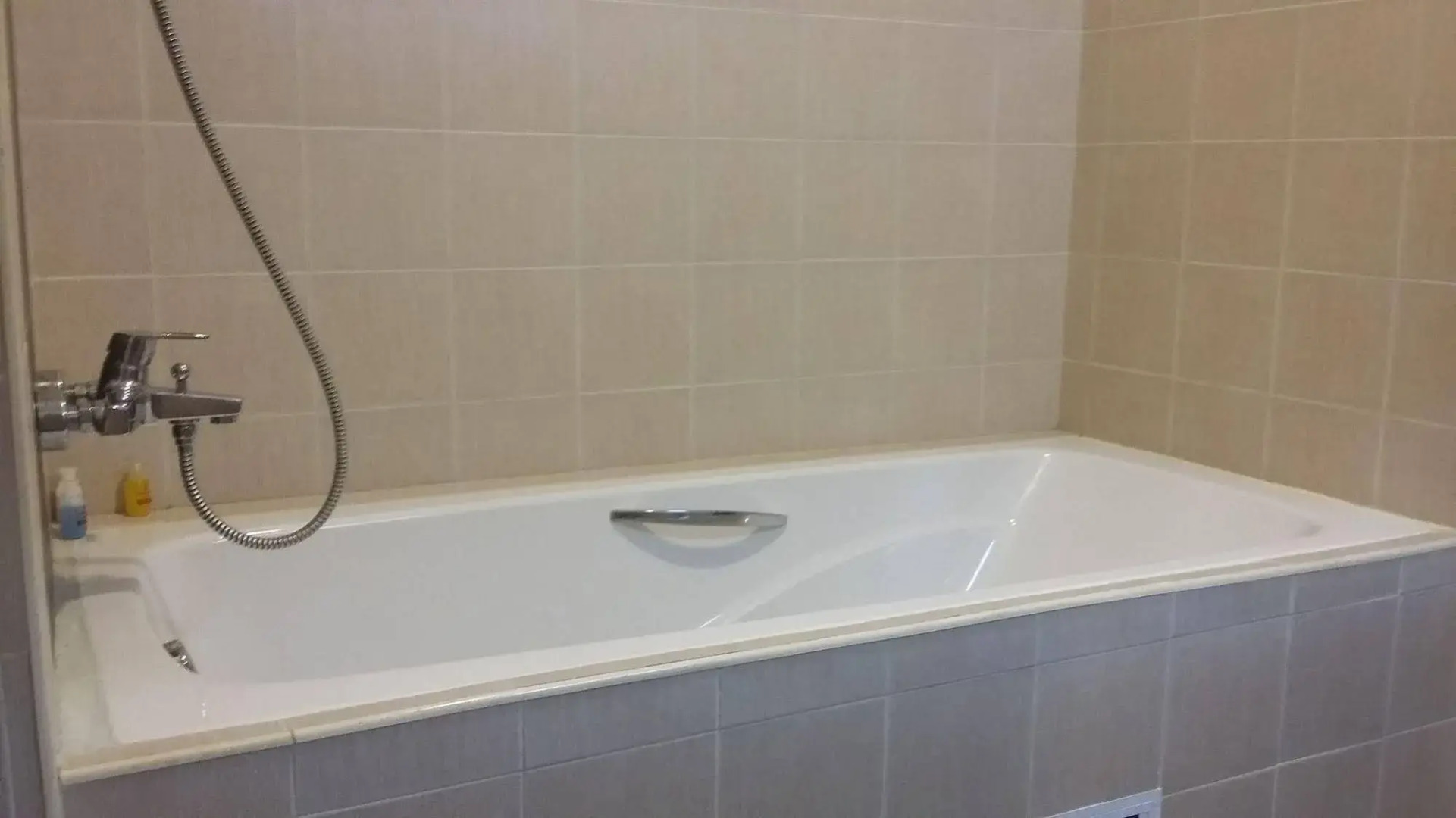 Noble Mingalar Hotel