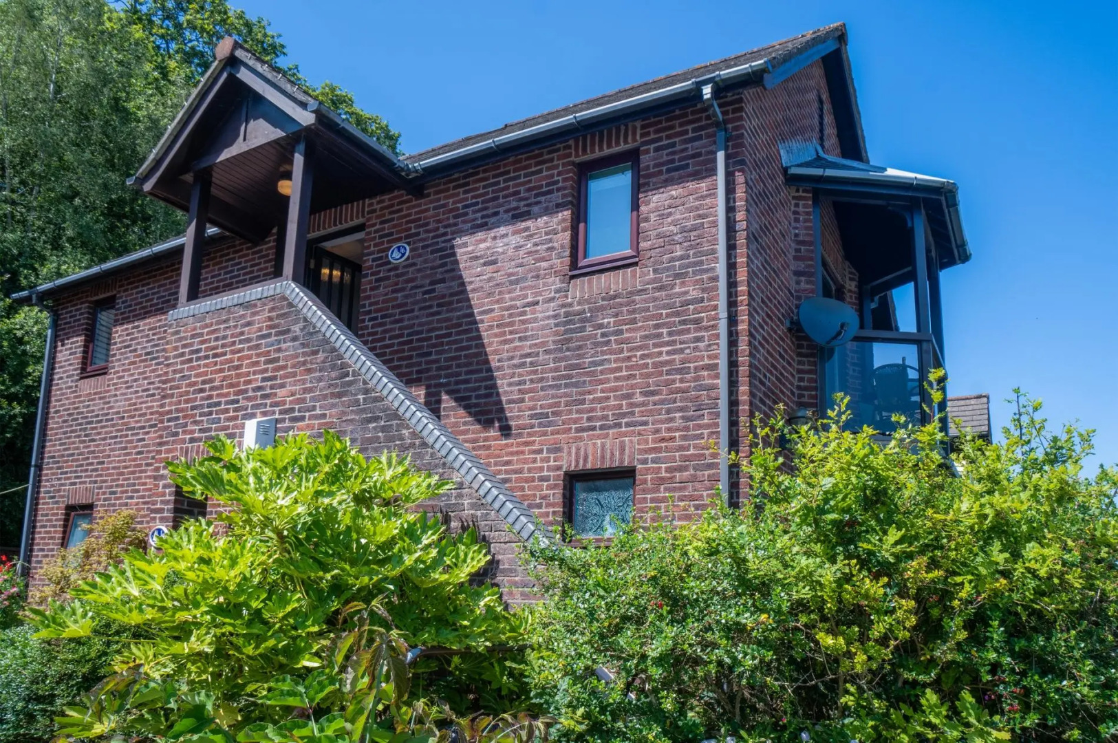 Marina View - 1 Bedroom Apartment - Neyland Marina