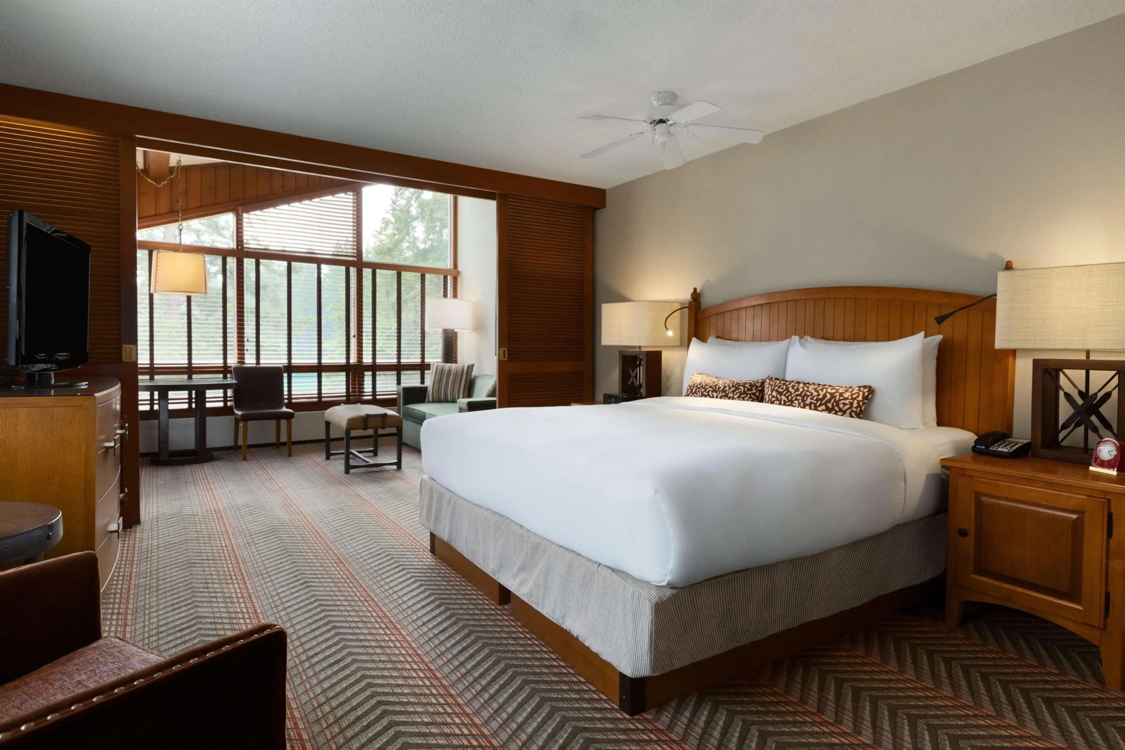 Fairmont Jasper Park Lodge