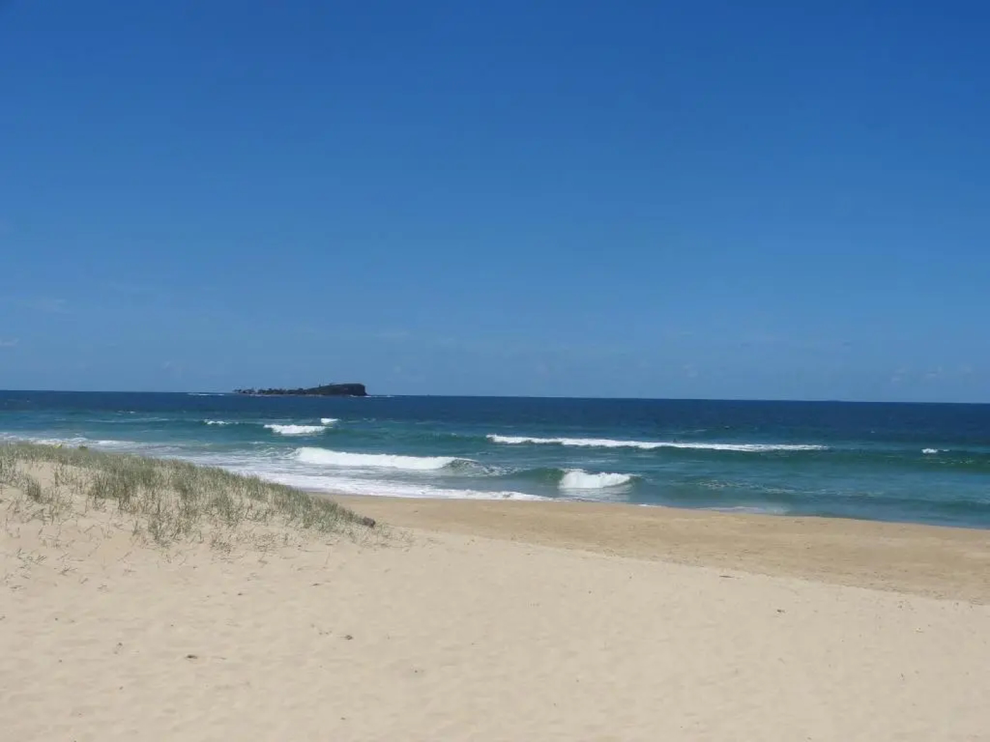 Sun-Sand-Sleep at waterfront family apartment in Twin Waters Resort, Sunshine Coast