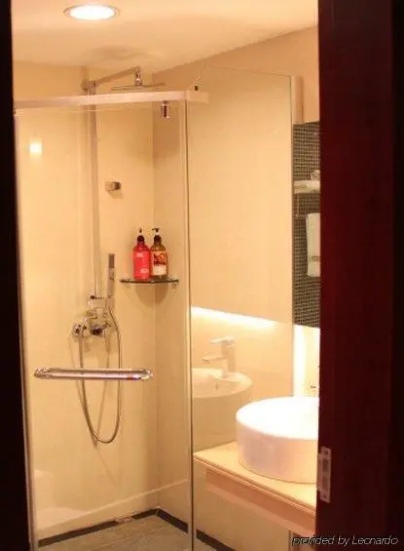 Paco Hotel Gangding Metro Guangzhou