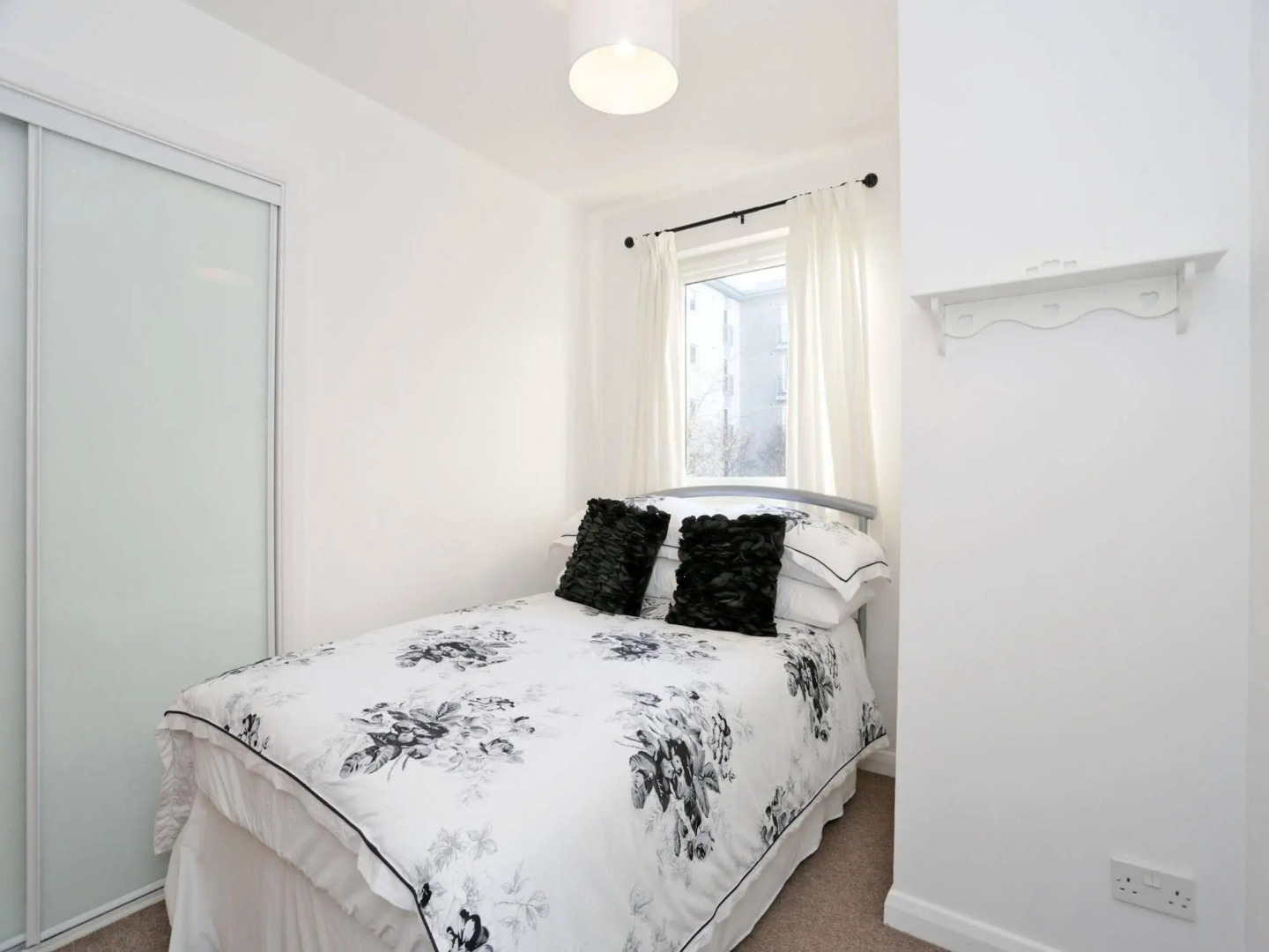 Virtue Apartments - West End