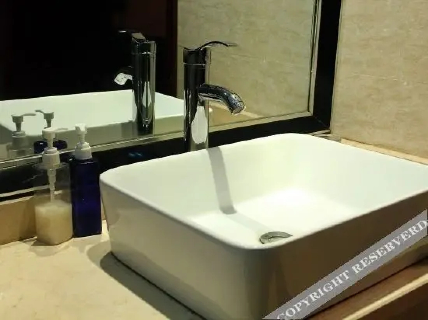 Xichang Liyang Holiday Hotel