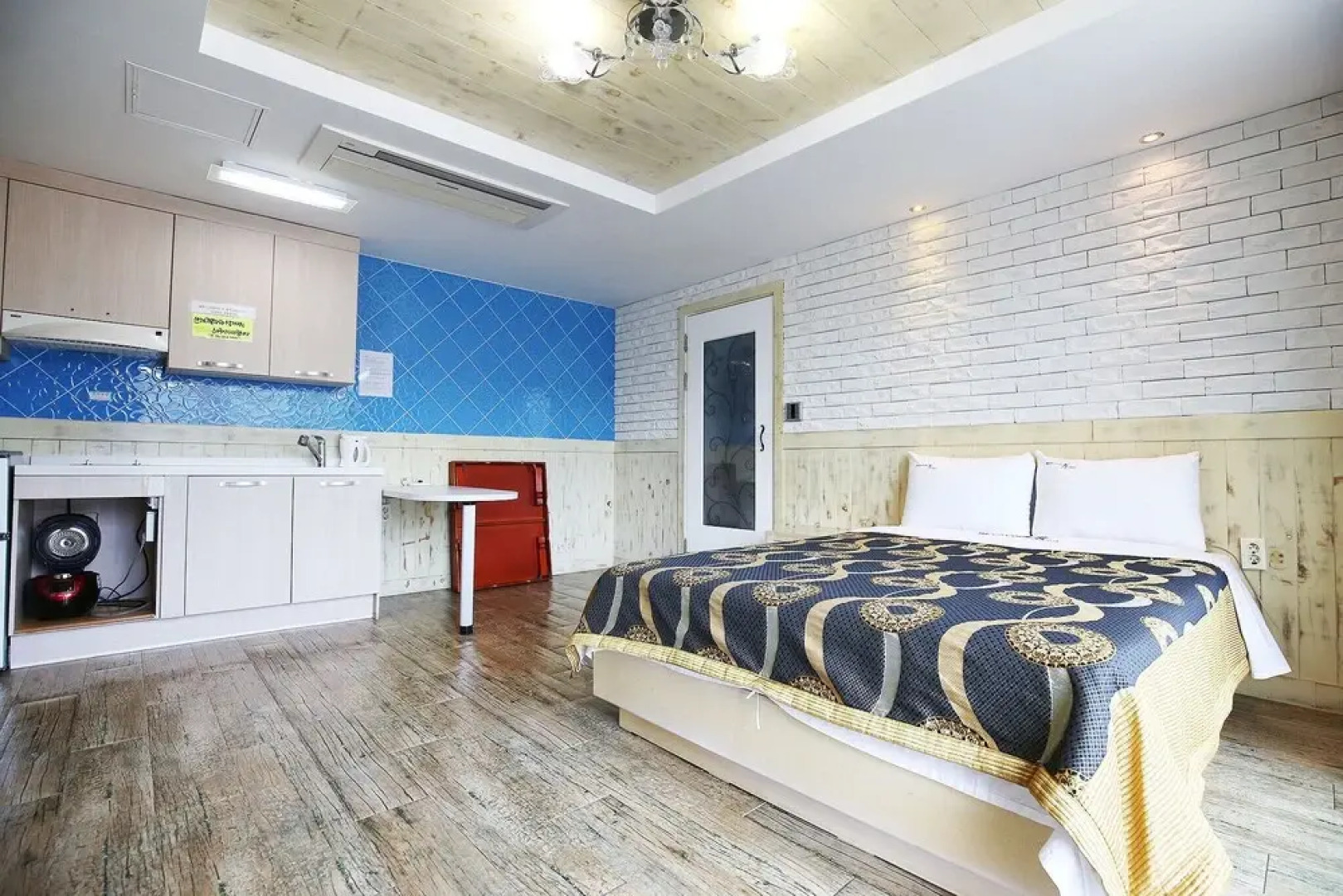 Taean Subichi Castle Pension