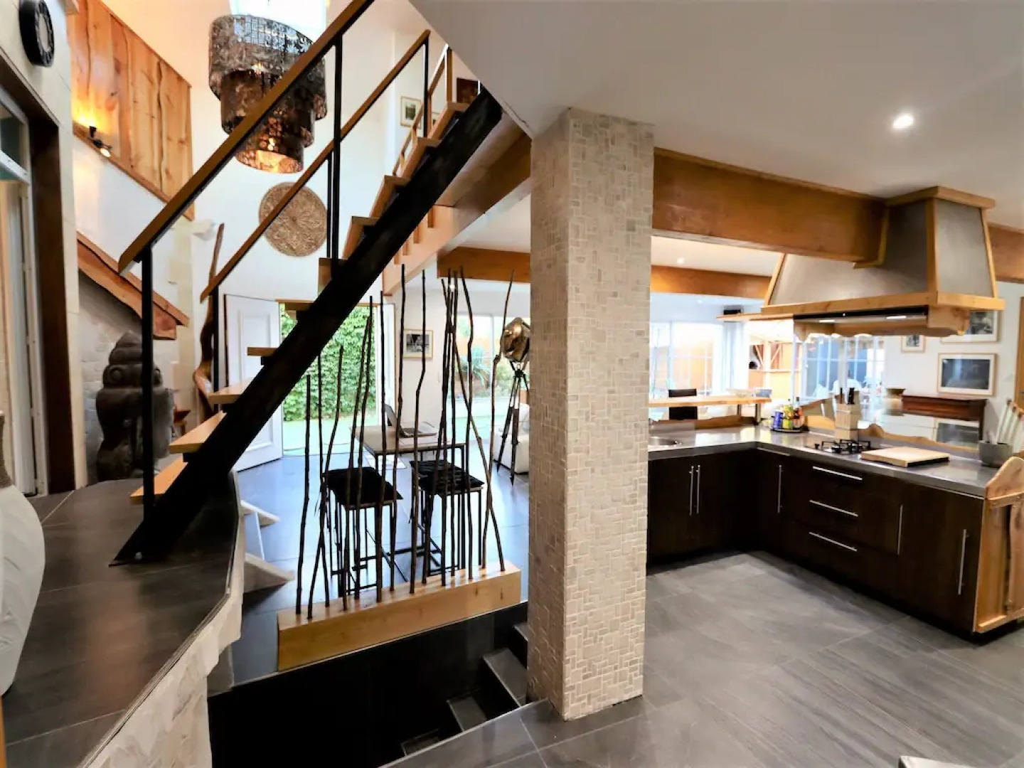 Inviting villa with hot tub in Lacanau 100m from the beach