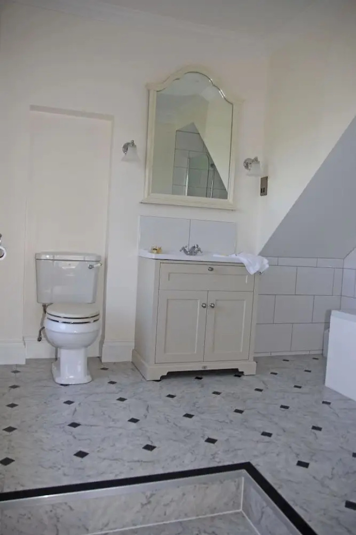 The Eagle House Hotel