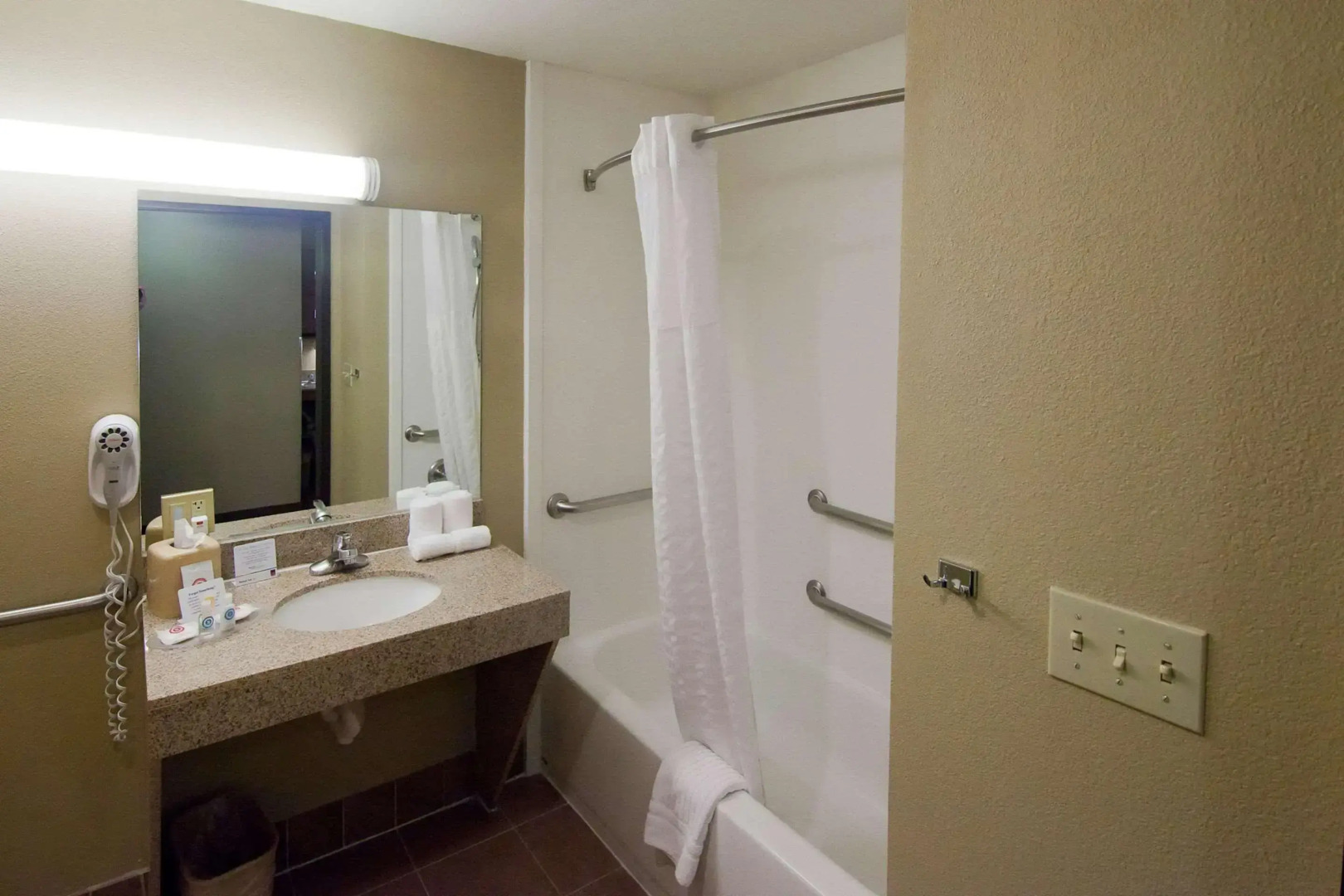 Comfort Suites Waco Near University Area