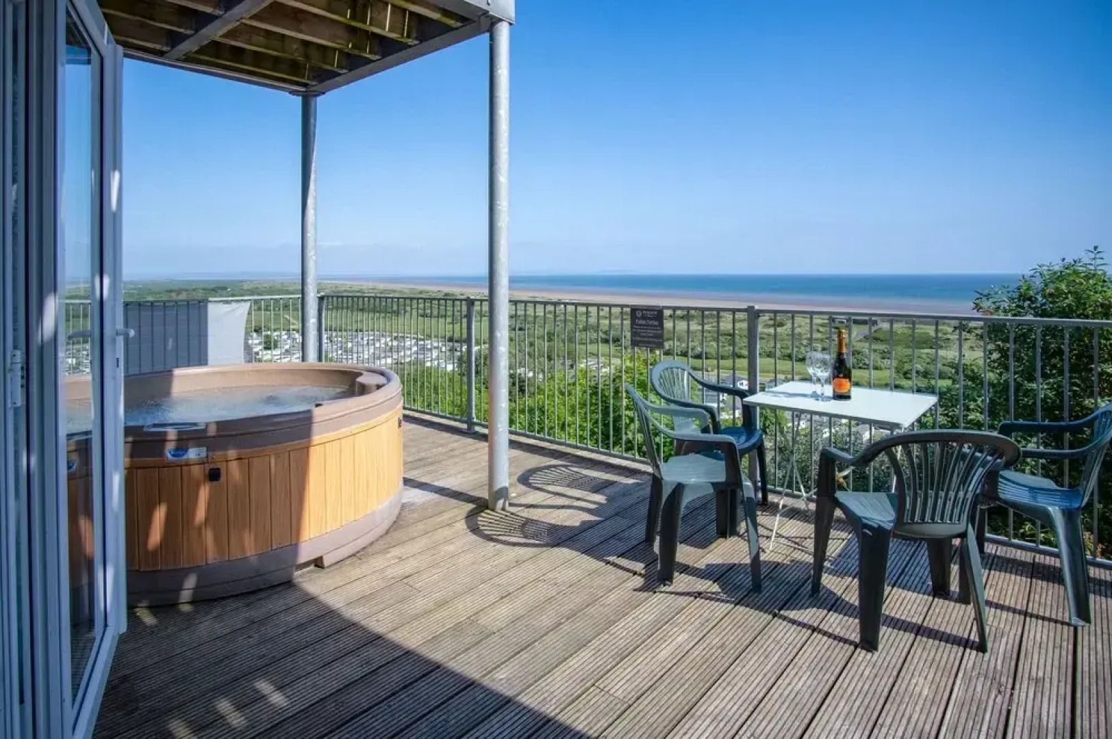 Sunbeam - 2 Bedroom Apartment - Pendine