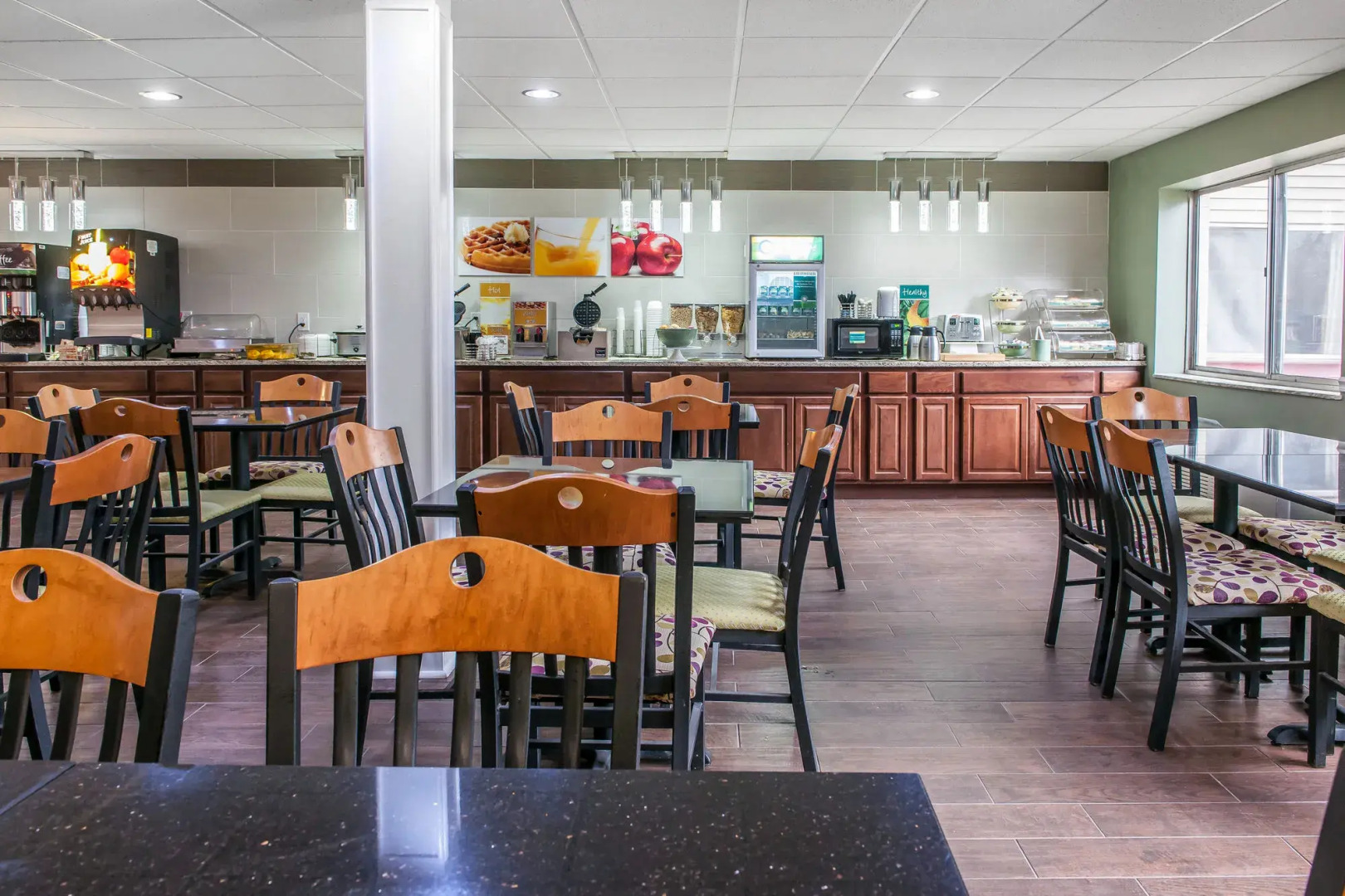 Quality Inn Scottsburg